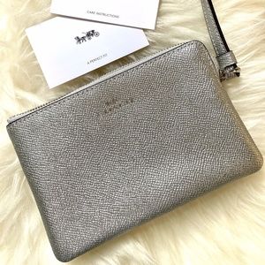Coach Silver Small Leather Corner ZIP Wristlet